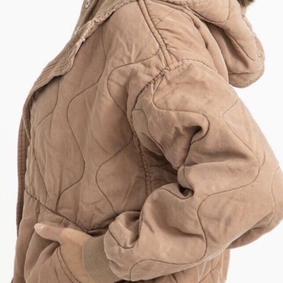 Blank NYC Light Brown Quilted Bomber Jacket with Hood - Picture 3 of 7